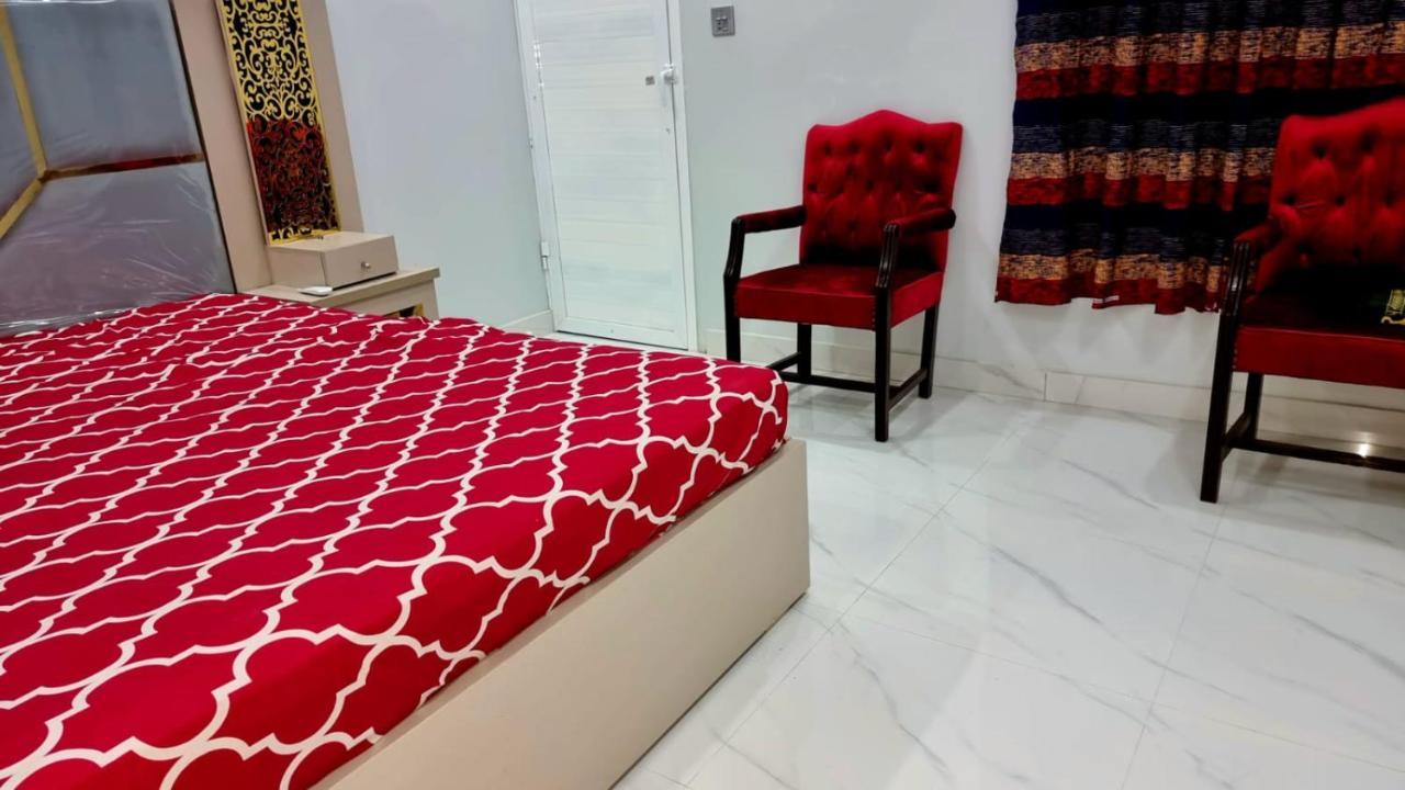 Gulshan Guest House カラチ エクステリア 写真