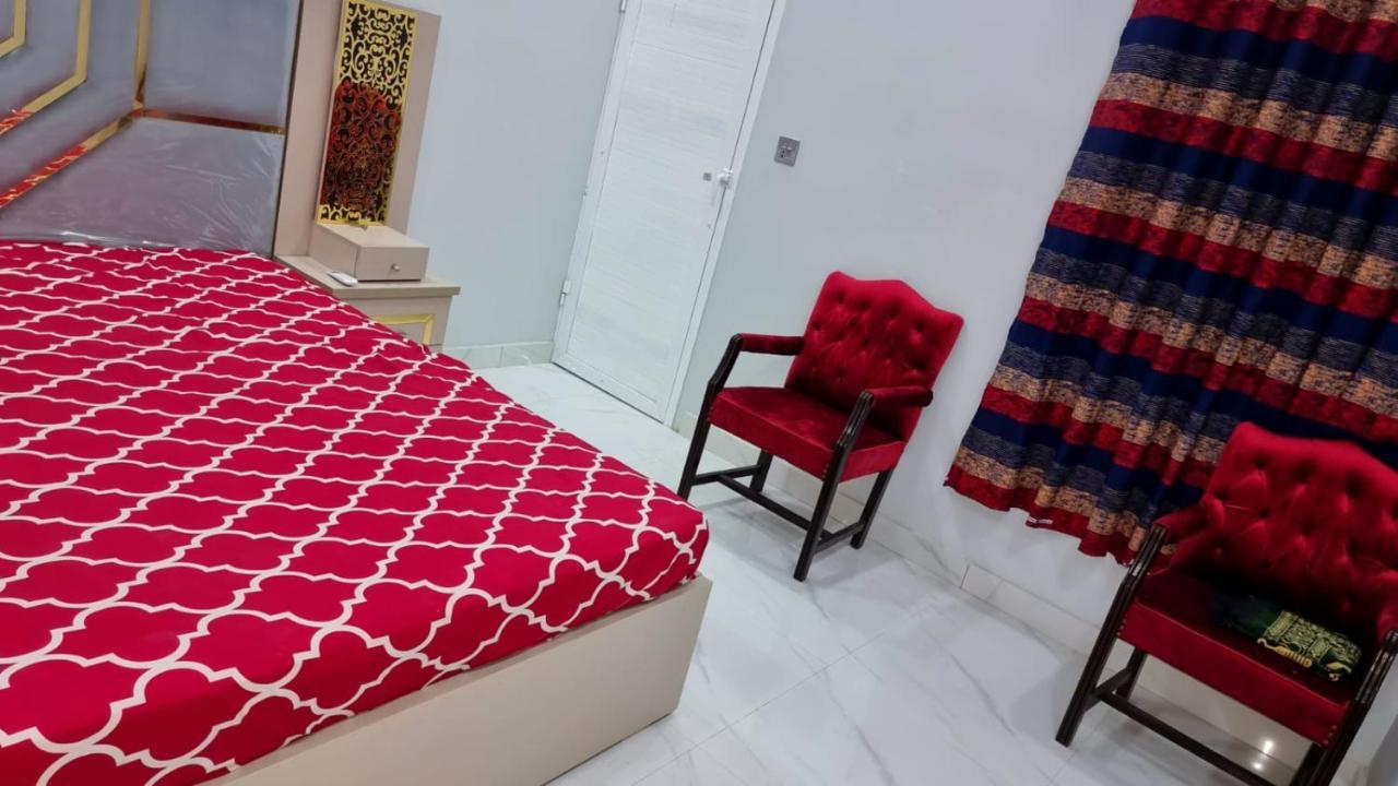 Gulshan Guest House カラチ エクステリア 写真