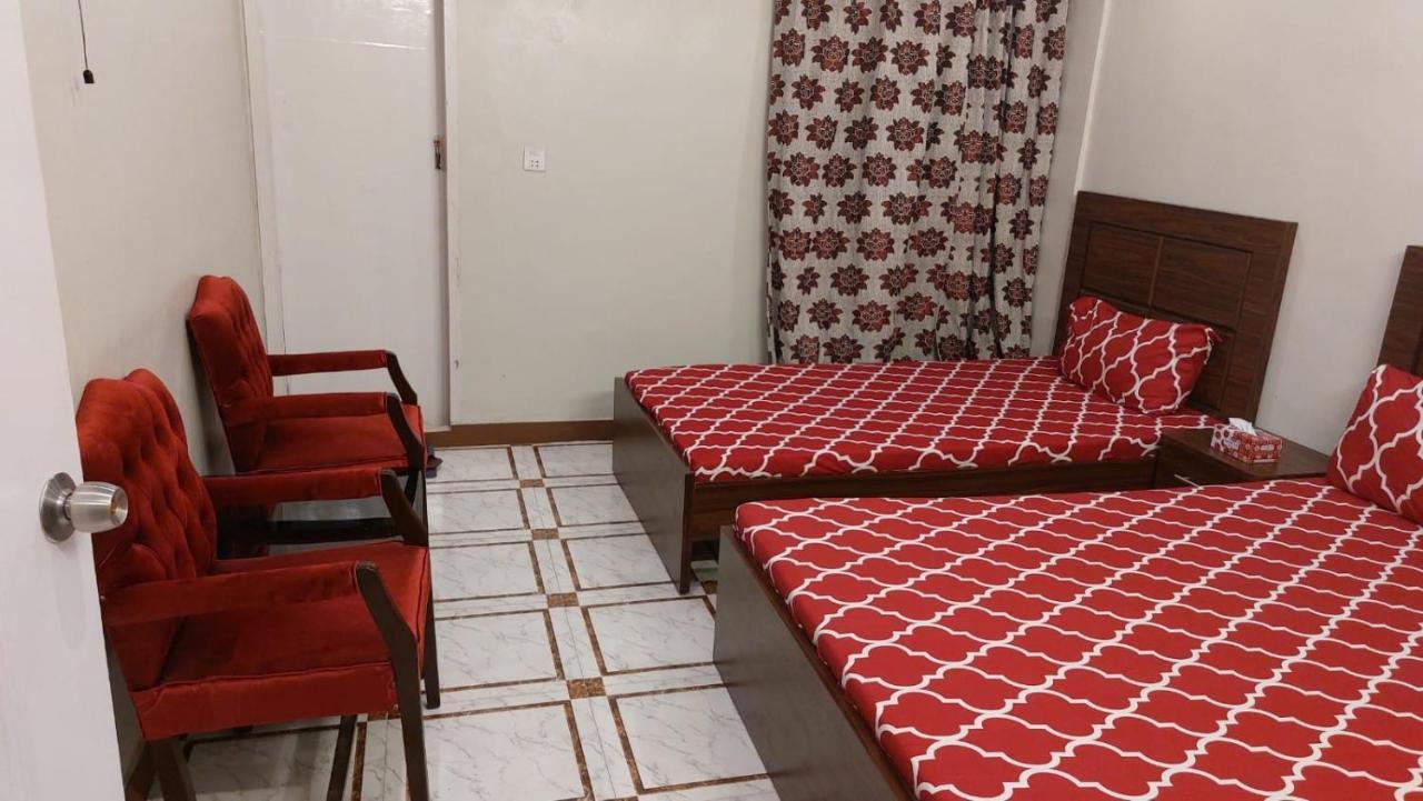 Gulshan Guest House カラチ エクステリア 写真