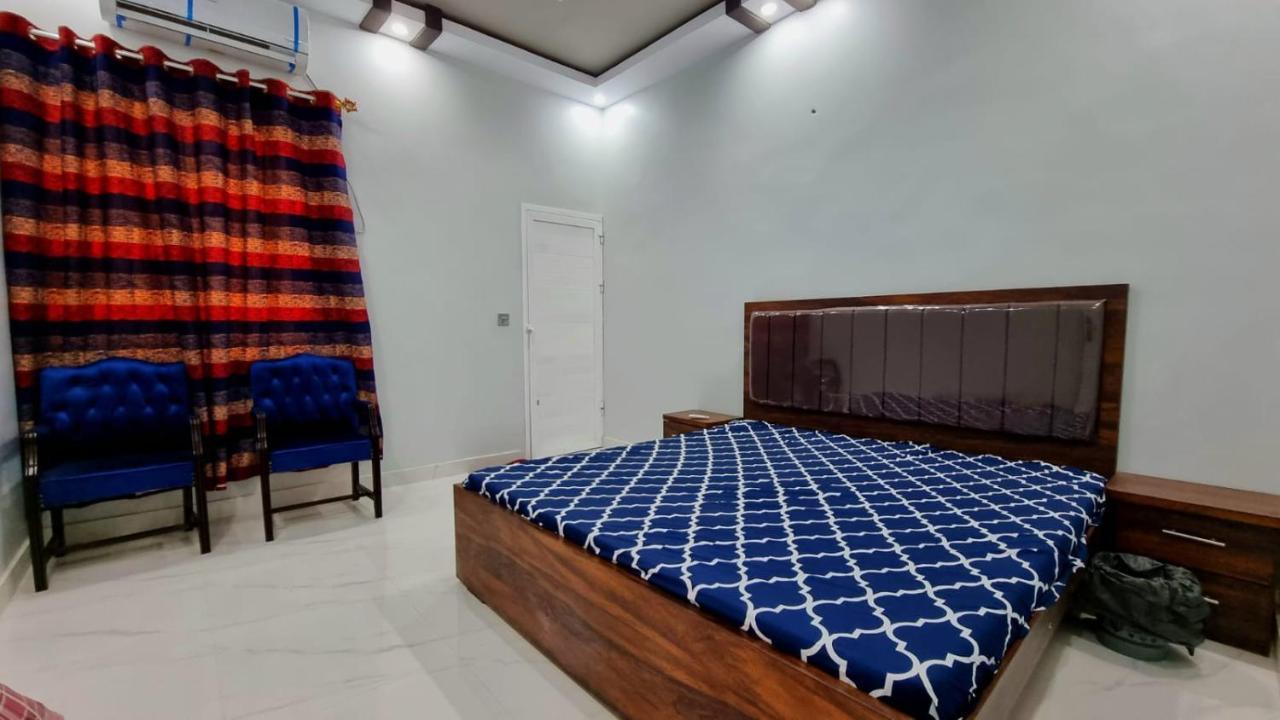 Gulshan Guest House カラチ エクステリア 写真